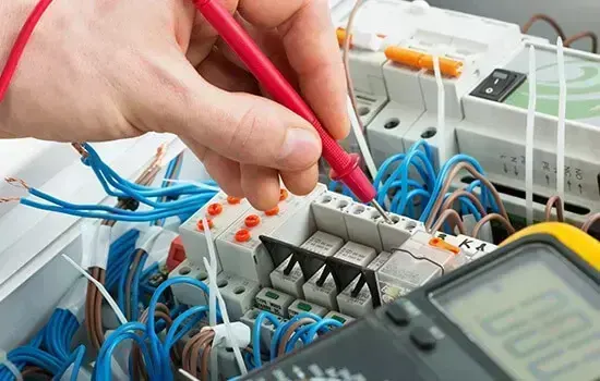Professional electrician in Newham
